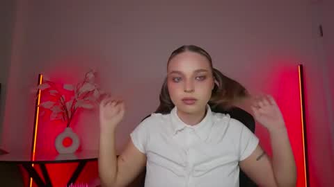 Violla online show from 12/15/25, 10:30