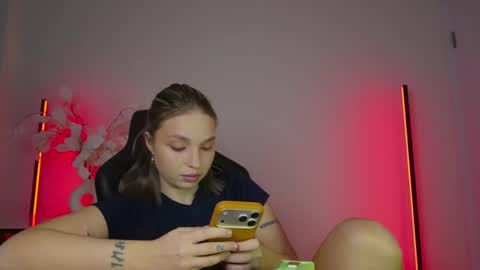 Violla online show from 01/12/26, 10:53