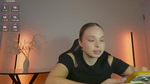 Violla online show from 03/16/26, 11:14