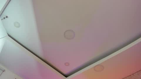 VIOLLET online show from 02/16/26, 07:43