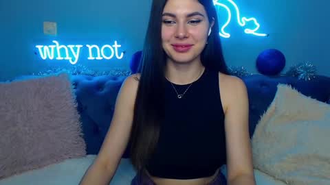 Snapshot of viollinalv chatting on 01/10/25, 11:43 viollinalv online show from 01/10/25, 11:43