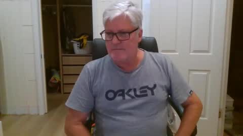 viper654321 online show from 04/29/26, 07:34