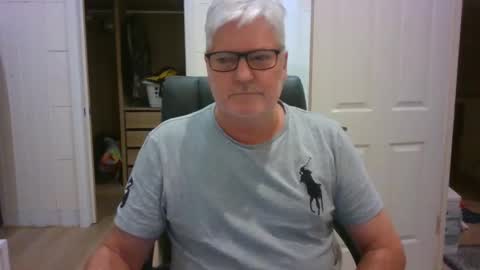 Snapshot of viper654321 chatting on 05/10/26, 07:24 viper654321 online show from 05/10/26, 07:24
