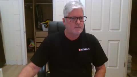 Snapshot of viper654321 chatting on 05/16/26, 07:27 viper654321 online show from 05/16/26, 07:27