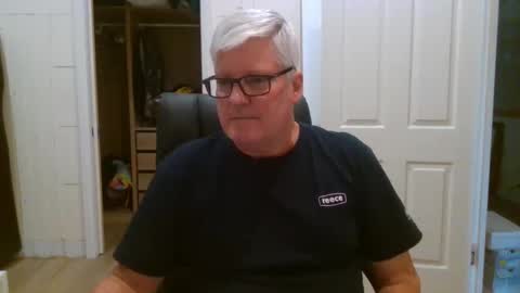 Snapshot of viper654321 chatting on 05/19/26, 01:11 viper654321 online show from 05/19/26, 01:11
