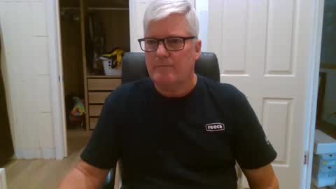 Snapshot of viper654321 chatting on 05/19/26, 01:56 viper654321 online show from 05/19/26, 01:56