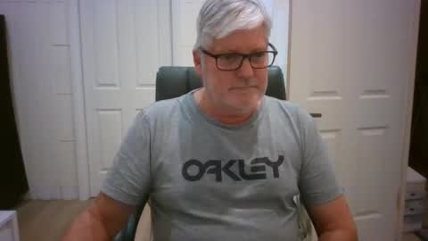 Snapshot of viper654321 chatting on 06/08/26, 07:53 viper654321 online show from 06/08/26, 07:53