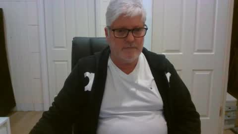 Snapshot of viper654321 chatting on 06/09/26, 07:42 viper654321 online show from 06/09/26, 07:42