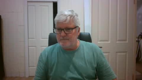 Snapshot of viper654321 chatting on 06/23/26, 04:21 viper654321 online show from 06/23/26, 04:21