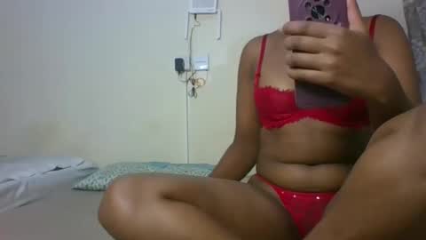 velvets online show from 01/10/26, 12:07