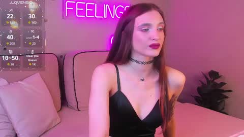 Snapshot of virdjinia_green chatting on 06/11/26, 09:29 Virdjinia online show from 06/11/26, 09:29