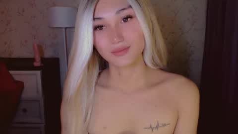 Pearl online show from 03/27/26, 02:39