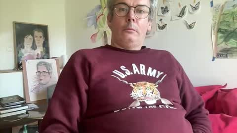 Snapshot of virgile73 chatting on 11/02/25, 02:52 virgile73 online show from 11/02/25, 02:52