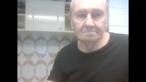 Snapshot of virgomandel chatting on 10/26/25, 11:05 virgomandel online show from 10/26/25, 11:05
