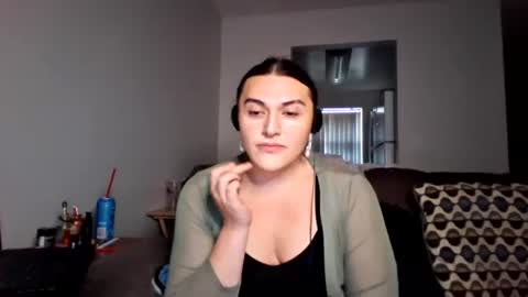 priscilla online show from 02/24/25, 07:41