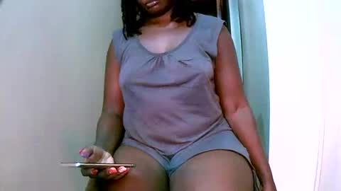 Snapshot of virtual_wifey chatting on 01/20/25, 04:23 Your Virtual Wife online show from 01/20/25, 04:23