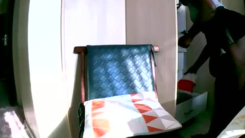 Snapshot of virtual_wifey chatting on 02/02/25, 05:10 Your Virtual Wife online show from 02/02/25, 05:10