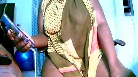 Snapshot of virtual_wifey chatting on 03/02/25, 09:43 Your Virtual Wife online show from 03/02/25, 09:43