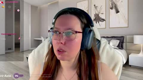 Victoria Romans online show from 11/11/25, 02:11