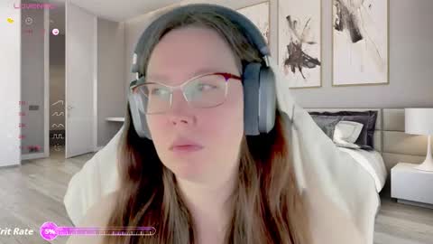 Victoria Romans online show from 01/18/26, 05:06