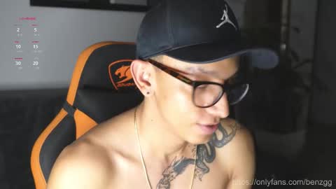 VITO BENZ online show from 11/17/25, 11:10