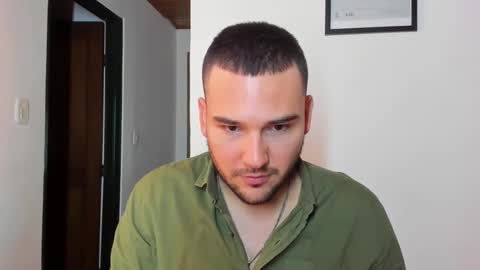 Vito Ferrer online show from 02/18/25, 12:59