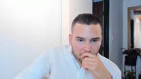 Vito Ferrer online show from 02/19/25, 01:18