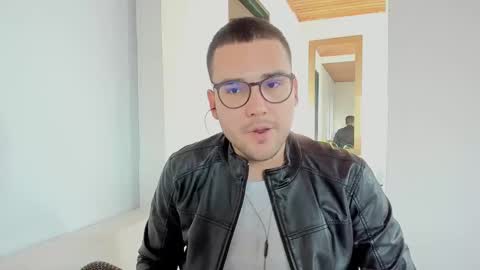 Vito Ferrer online show from 02/26/25, 10:09