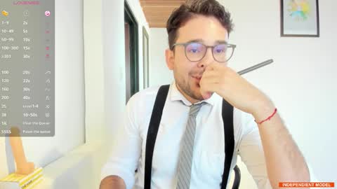 Vito Ferrer online show from 10/19/25, 01:01