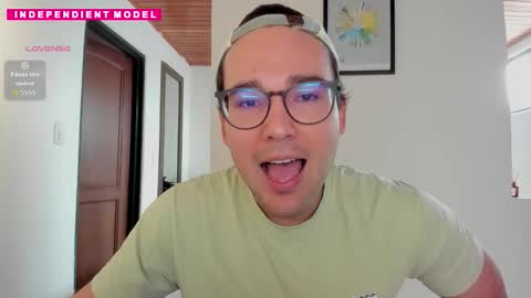 Vito Ferrer online show from 03/18/26, 02:31