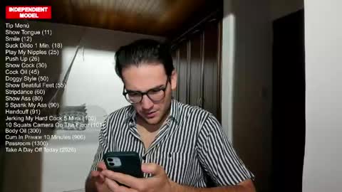 Vito Ferrer online show from 04/24/26, 12:35