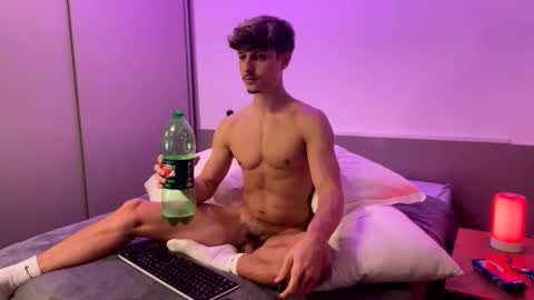 vitoraugustoxxx online show from 10/22/25, 10:53