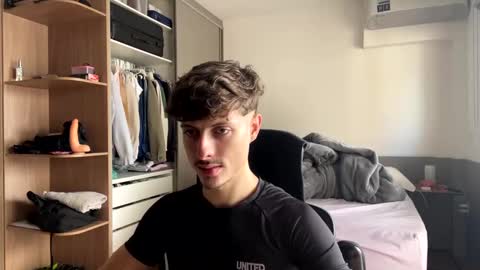 vitoraugustoxxx online show from 11/01/25, 11:45