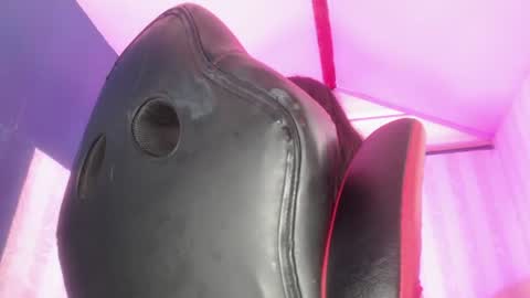 Snapshot of vitoria23_ chatting on 07/20/26, 01:57 victoria 3 online show from 07/20/26, 01:57