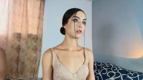 vitoriia_ online show from 06/05/26, 08:14