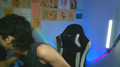 Snapshot of vittorio_cerati chatting on 04/23/26, 04:46 new acount online show from 04/23/26, 04:46