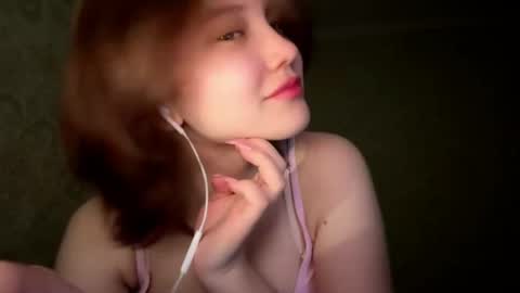 Snapshot of vivatrude chatting on 05/08/26, 04:12 Sonya online show from 05/08/26, 04:12