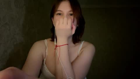 Snapshot of vivatrude chatting on 05/16/26, 04:06 Sonya online show from 05/16/26, 04:06