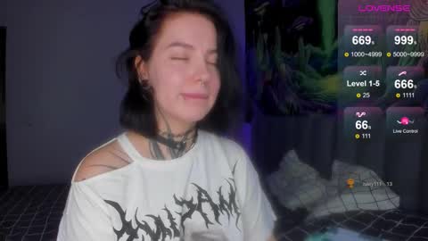 Vivi   online show from 09/10/25, 01:16