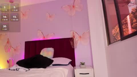 Viviana  online show from 09/13/25, 08:41