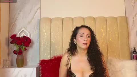 Snapshot of vivi_ruby chatting on 07/10/26, 07:16 VIVIANA DOMINGUEZ online show from 07/10/26, 07:16