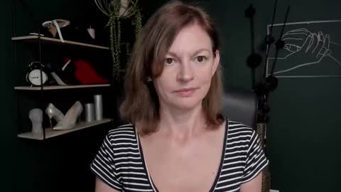 Vivian online show from 09/09/25, 08:14