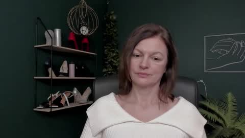 Vivian online show from 12/05/25, 07:50