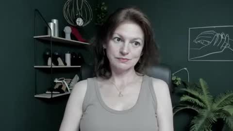 Snapshot of vivian_dream chatting on 07/06/26, 05:48 Vivian online show from 07/06/26, 05:48