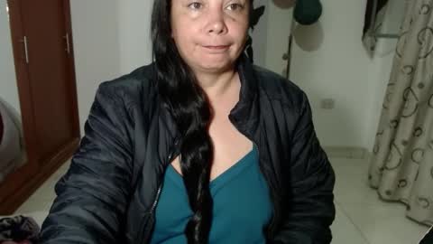 vivian_milf_paint online show from 10/10/25, 02:54