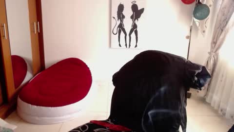 vivian_milf_paint online show from 11/27/25, 01:13