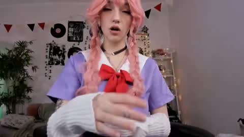 vivian_qwerty online show from 02/08/25, 04:36