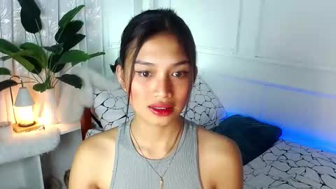 Vivian online show from 02/03/25, 01:41