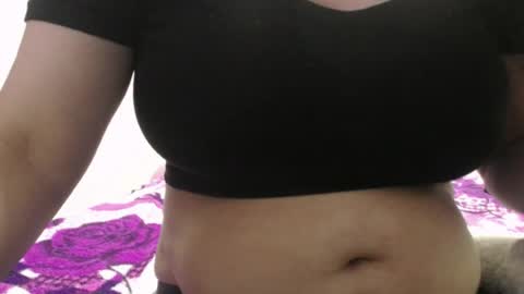Snapshot of vivian_walt_ chatting on 07/23/26, 10:13 melissa online show from 07/23/26, 10:13