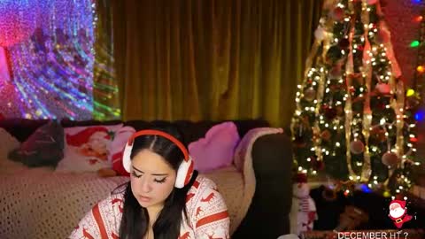 Vivi online show from 12/03/25, 01:46